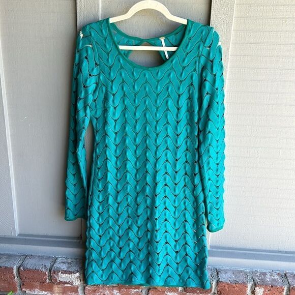 NWT FREE PEOPLE Wild Thing Crochet Mini Dress in Emerald Green Size: Small - Picture 5 of 11